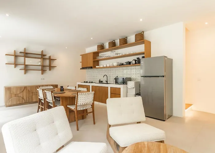 Aka Cemagi Townhouse *